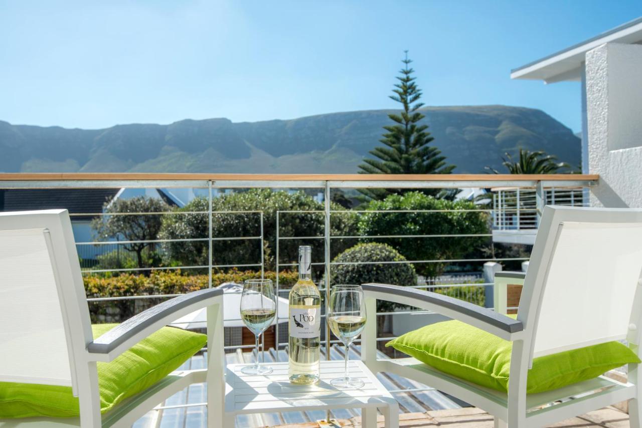 Bamboo Guest House Hermanus Bagian luar foto