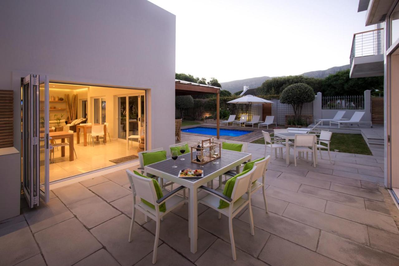 Bamboo Guest House Hermanus Bagian luar foto