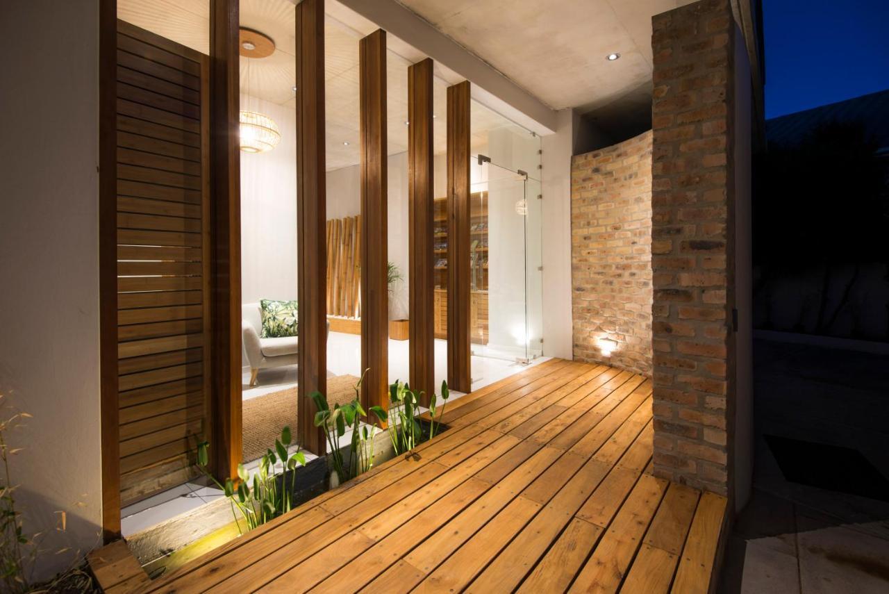 Bamboo Guest House Hermanus Bagian luar foto