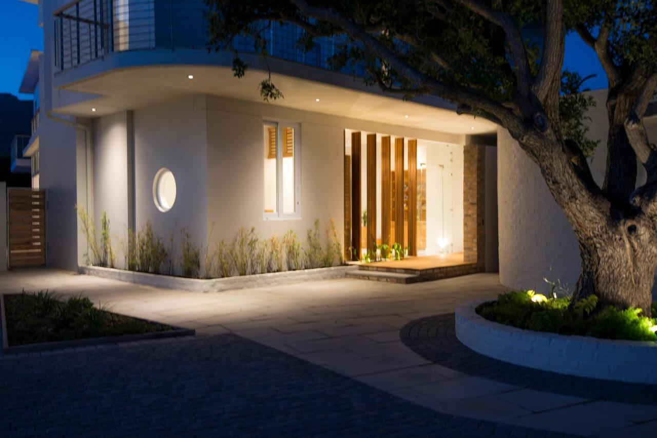 Bamboo Guest House Hermanus Bagian luar foto