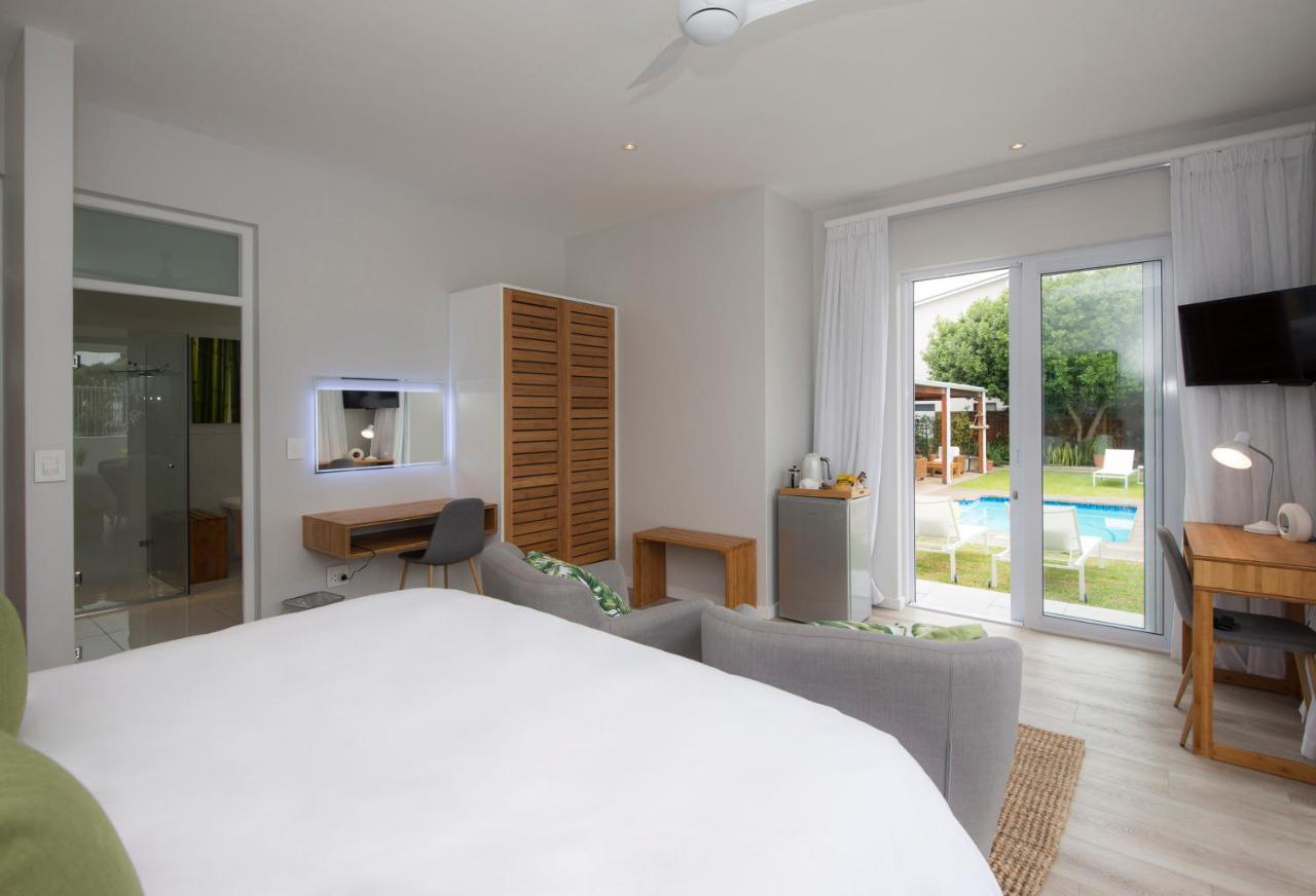 Bamboo Guest House Hermanus Bagian luar foto